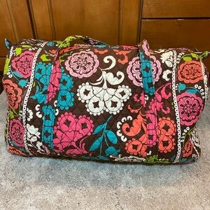 VERA BRADLEY Large Duffle Bag in “Lola”